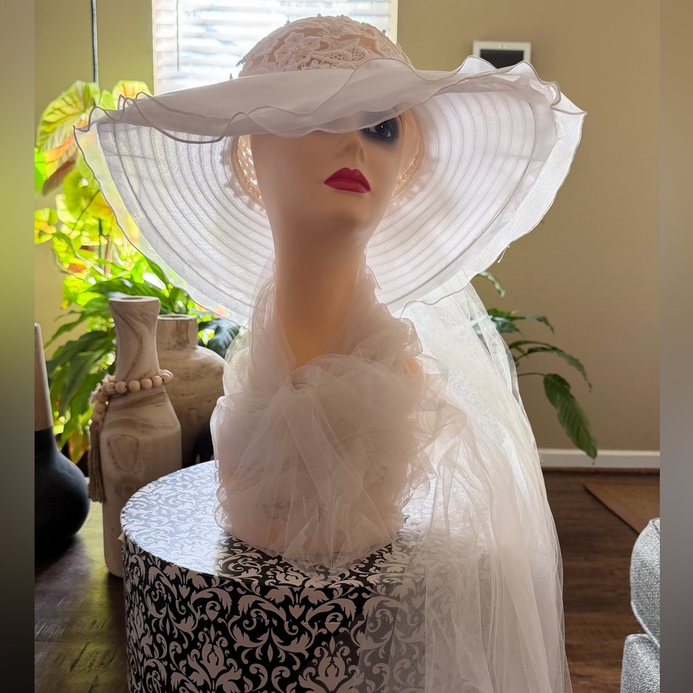 EUC Elegant White Wide-Brim Wedding Hat handmade